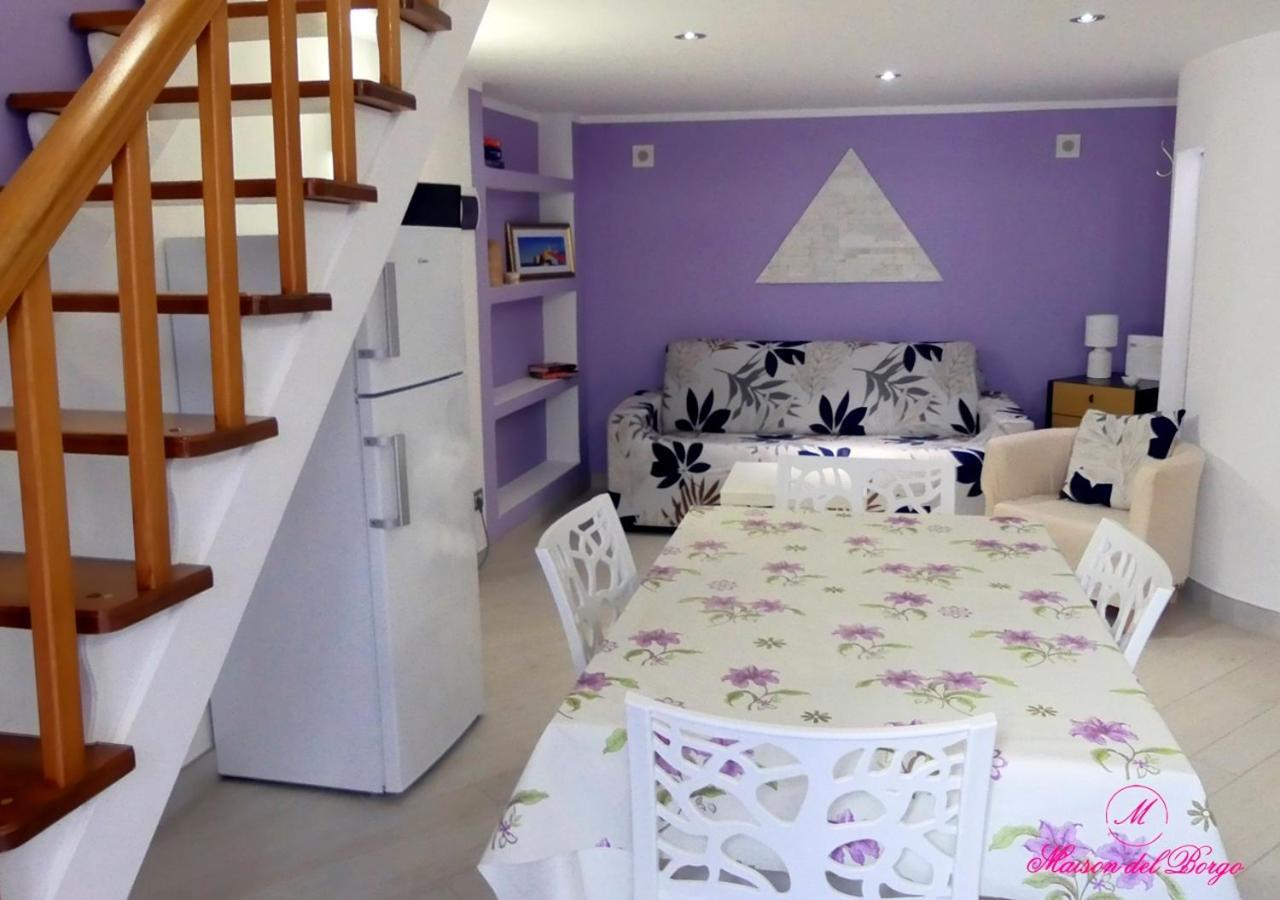 Casa Vacanza Vieste In Centro - Maison Del Borgo Eksteriør billede